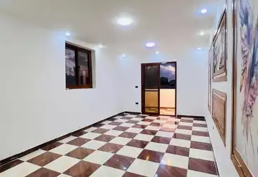 Apartments For sale - 2 rooms - floor 1