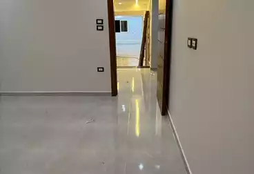 undefined undefined - 2 rooms - floor 4