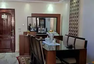 شقق للبيع - 3 غرف - بالدور 7