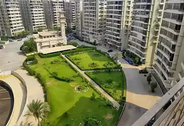 Apartments For sale - 3 rooms - floor 2