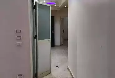 Apartments For rent - 3 rooms - floor 11