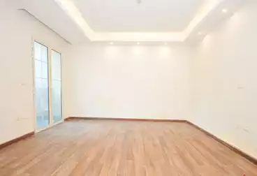 Apartments For sale - 4 rooms - floor 10