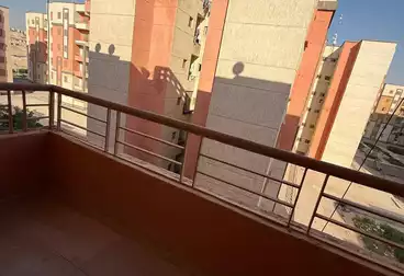 شقق للبيع - 3 غرف - بالدور 4