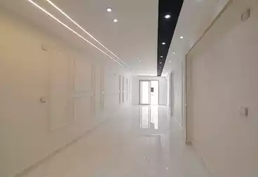 Apartments For sale - 3 rooms - floor 9