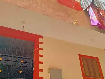 House / Home For sale - 4 rooms