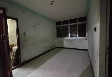 Apartments For sale - 2 rooms - floor 5