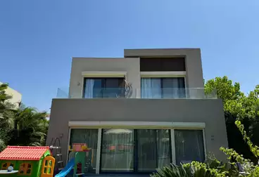 فلل للبيع - 6 غرف