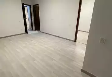 مقر إداري للإيجار - 3 غرف - بالدور 1