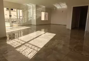 فلل للإيجار - 12 غرف