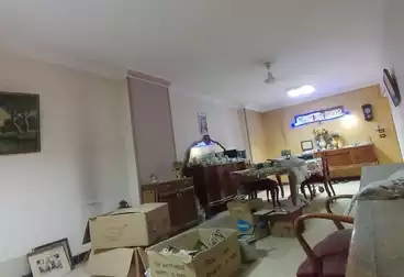 شقق للبيع - 3 غرف - بالدور 1