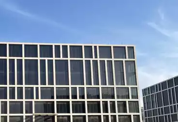 مكاتب للإيجار - 6 غرف - بالدور 1