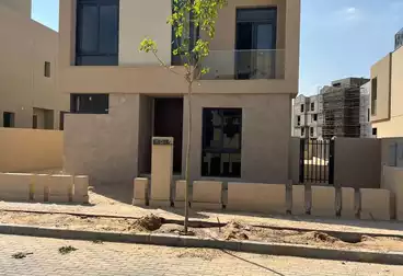 فلل للبيع - 4 غرف