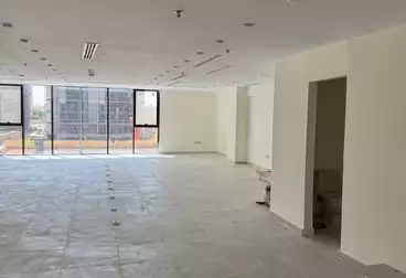 إداري للبيع - 1 غرف - بالدور 1