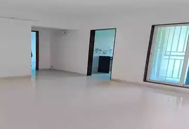 undefined undefined - 2 rooms - floor 3