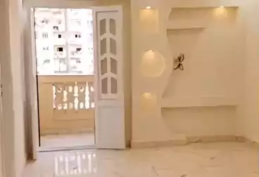 Apartments For sale - 2 rooms - floor 11