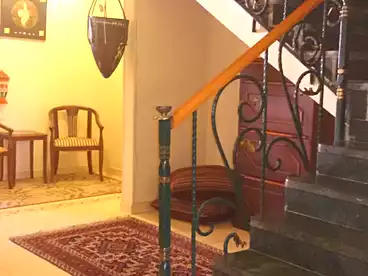 تريبليكس للبيع في المجاورة الأولى، الحي الثامن، 280 متر