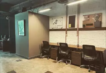 مكاتب للإيجار - 1 غرف - بالدور 1