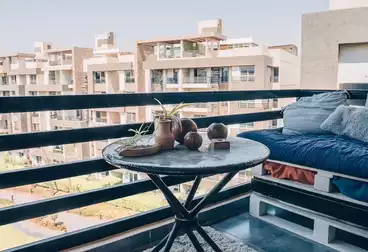 شقق للبيع - 4 غرف - بالدور 5