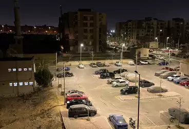 عقارات للإيجار - 3 غرف - بالدور 4