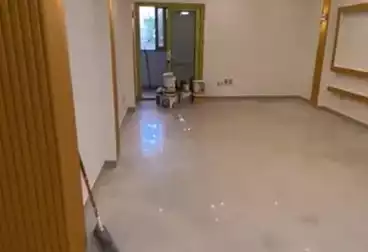 شقق للإيجار - 3 غرف - بالدور 0