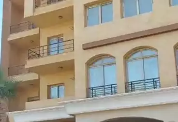 Apartments For sale - 3 rooms - floor 1