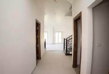 فلل للبيع - 7 غرف