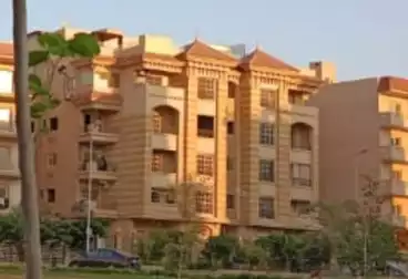 شقق للبيع - 3 غرف - بالدور 1