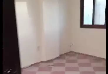 شقق للإيجار - 3 غرف - بالدور 1