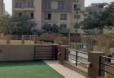 شقق للإيجار - 3 غرف - بالدور 1