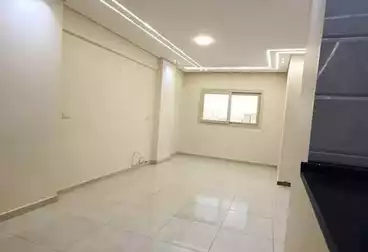 Apartments For rent - 3 rooms - floor 9