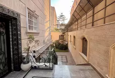 Properties For sale - 6 rooms