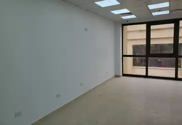 مساحة مكتبية للإيجار - بالدور 1