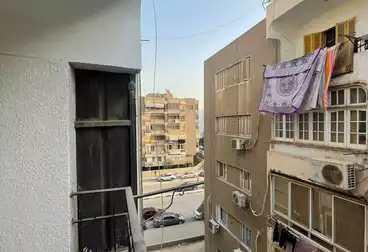 مكاتب للإيجار - 3 غرف - بالدور 2