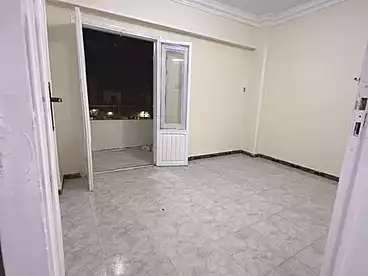 Apartments For sale - 3 rooms - floor 1