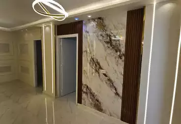 Apartments For sale - 2 rooms - floor 5