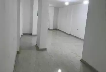 مخازن للبيع