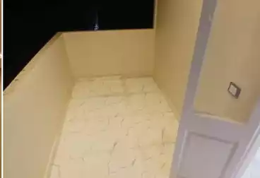 undefined undefined - 2 rooms - floor 5