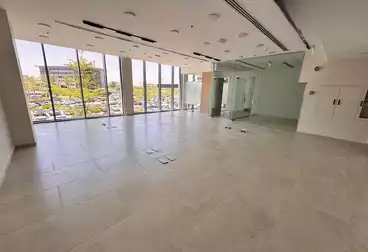 مساحة مكتبية للإيجار - بالدور 1