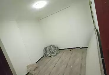 عقارات للبيع - 3 غرف - بالدور 7