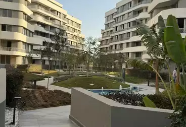 Apartments For sale - 4 rooms - floor 5