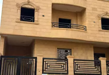 شقق للبيع - 2 غرف - بالدور 1