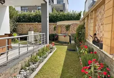 شقق للبيع - 3 غرف - بالدور 0