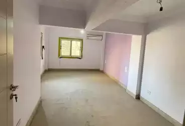 شقق للبيع - 3 غرف - بالدور 7