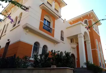 فلل للإيجار - 4 غرف