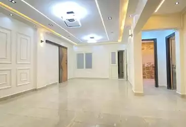 Apartments For sale - 4 rooms - floor 1