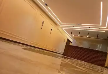 Apartments For sale - 3 rooms - floor 8