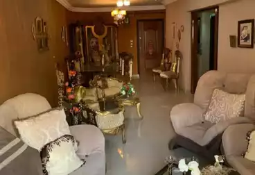 شقق للبيع - 3 غرف - بالدور 17