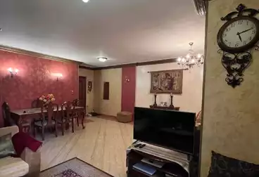 شقق للبيع - 3 غرف - بالدور 4