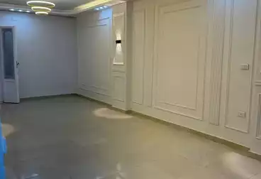 شقق للبيع - 3 غرف - بالدور 1