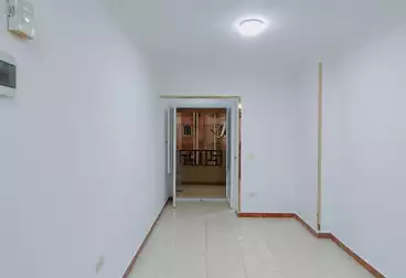 undefined undefined - 2 rooms - floor 3